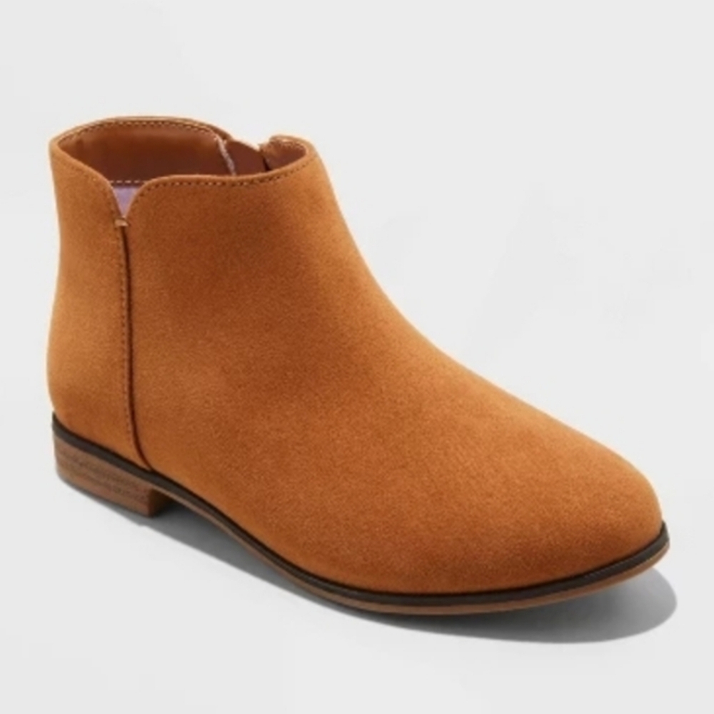 ❤️10/$30 New Tan Cognac Suede Ankle Boots Toddler